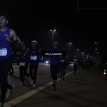 Runner Photo 7512742