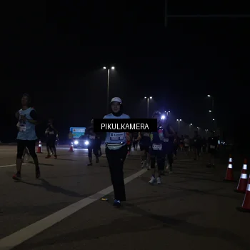 Runner Photo 7512751