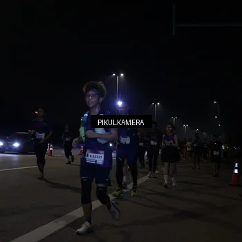Runner Photo 7512765