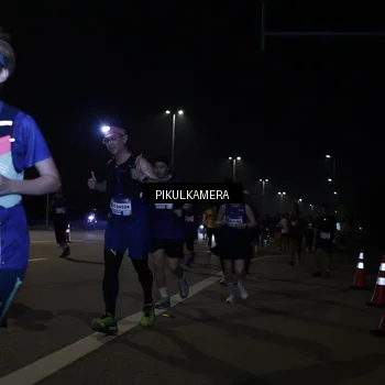Runner Photo 7512769