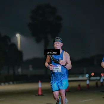 Runner Photo 7512770