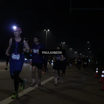 Runner Photo 7512774