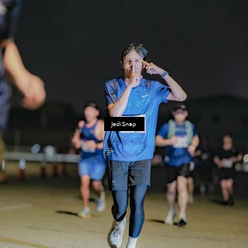 Runner Photo 7512786