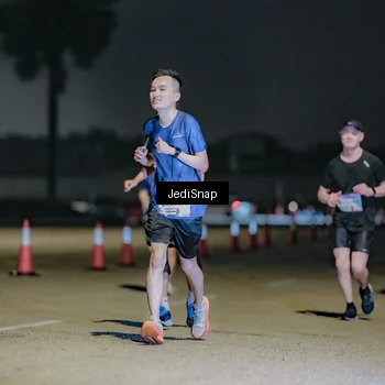 Runner Photo 7512799