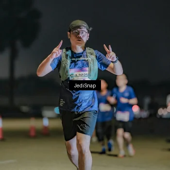 Runner Photo 7512805