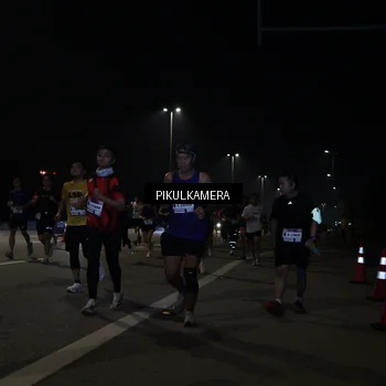 Runner Photo 7512806