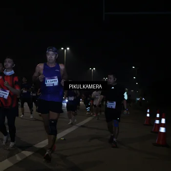Runner Photo 7512807