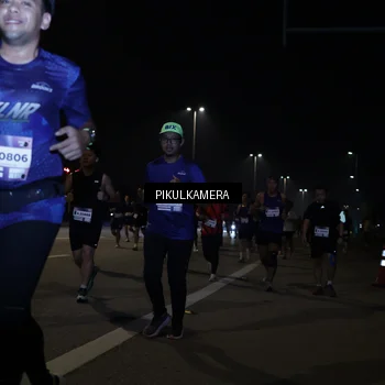 Runner Photo 7512811