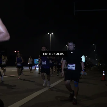 Runner Photo 7512813