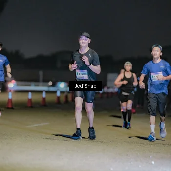 Runner Photo 7512817