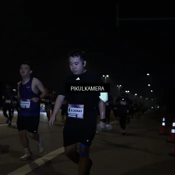 Runner Photo 7512820