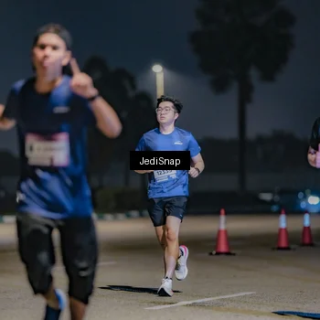 Runner Photo 7512842