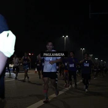 Runner Photo 7512845