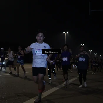 Runner Photo 7512855