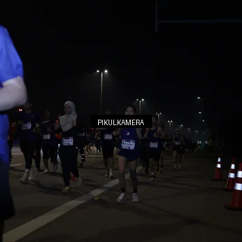 Runner Photo 7512876