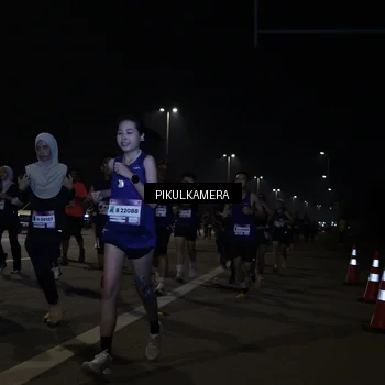 Runner Photo 7512881