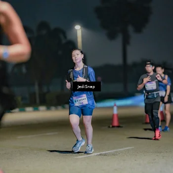 Runner Photo 7512885