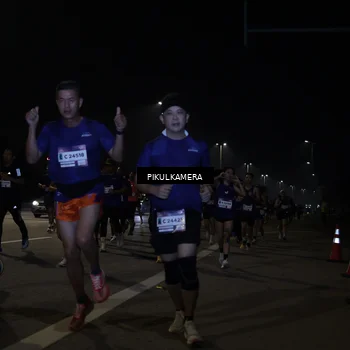 Runner Photo 7512891