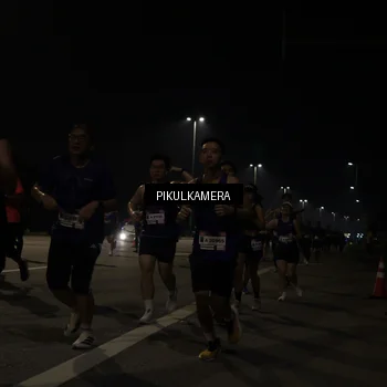 Runner Photo 7512895