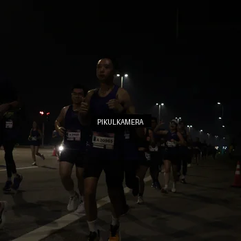 Runner Photo 7512898