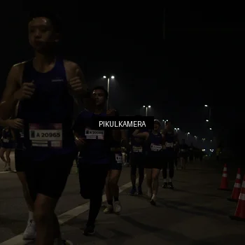 Runner Photo 7512899