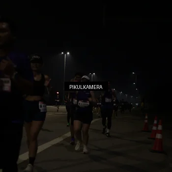 Runner Photo 7512901