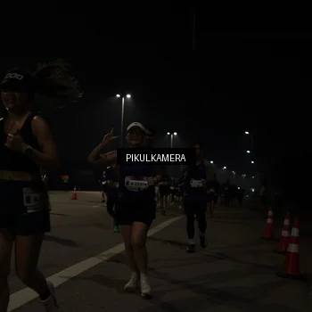 Runner Photo 7512914