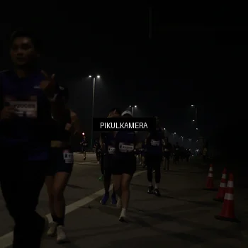 Runner Photo 7512915