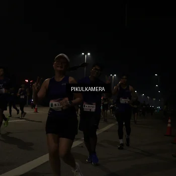 Runner Photo 7512917