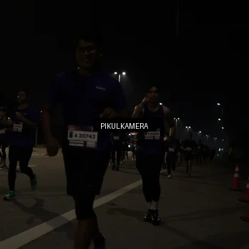 Runner Photo 7512918