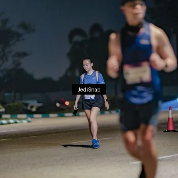 Runner Photo 7512921