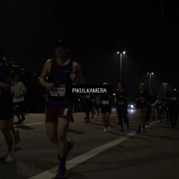 Runner Photo 7512951