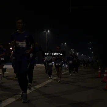 Runner Photo 7512965