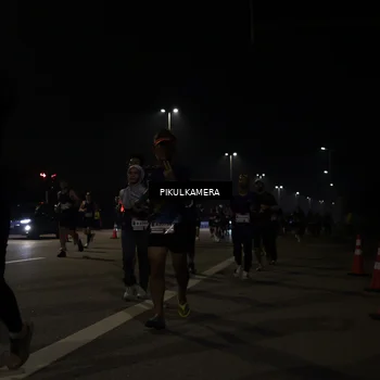 Runner Photo 7512973