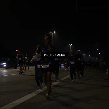 Runner Photo 7512974
