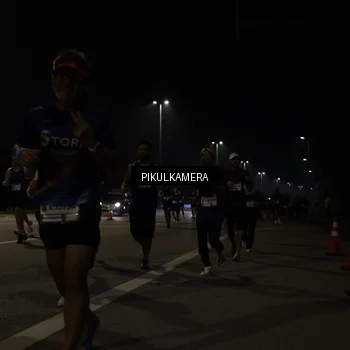 Runner Photo 7512975