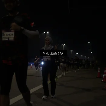 Runner Photo 7512990