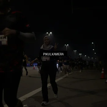 Runner Photo 7512991