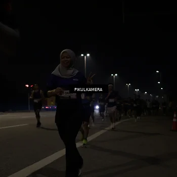 Runner Photo 7512999