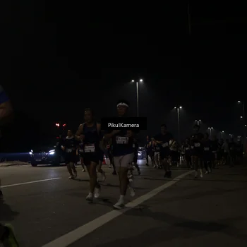 Runner Photo 7513006