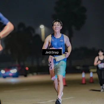 Runner Photo 7513012