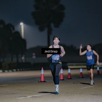 Runner Photo 7513024