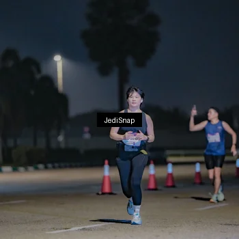 Runner Photo 7513034