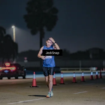Runner Photo 7513048