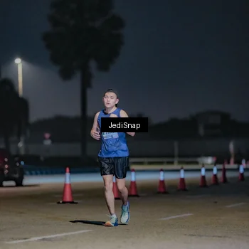Runner Photo 7513049