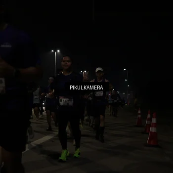 Runner Photo 7513055