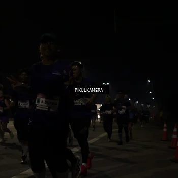 Runner Photo 7513082