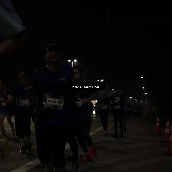 Runner Photo 7513083