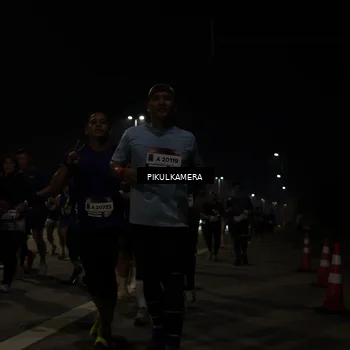 Runner Photo 7513091