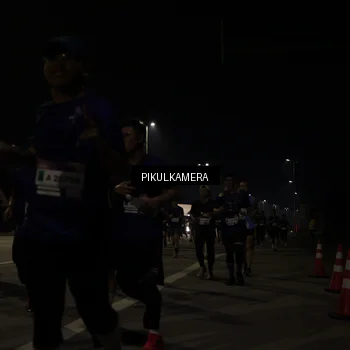 Runner Photo 7513095